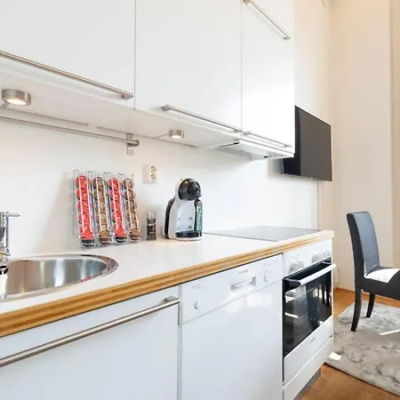 Nordic Host Luxury Apts - Prinsens Gate - Large Mezzanine * Oslo