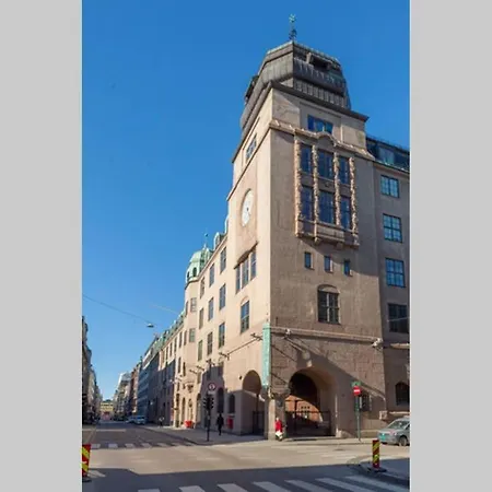 Nordic Host Luxury Apts - Prinsens Gate - Large Mezzanine شقة أوسلو