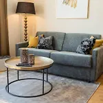 Nordic Host Luxury Apts - Prinsens Gate - Large Mezzanine شقة أوسلو